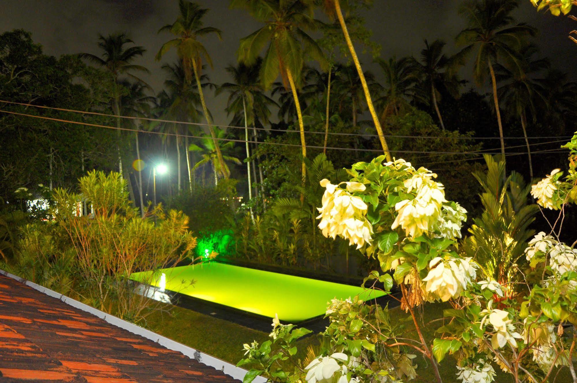 Sakura Villa ベントータ エクステリア 写真