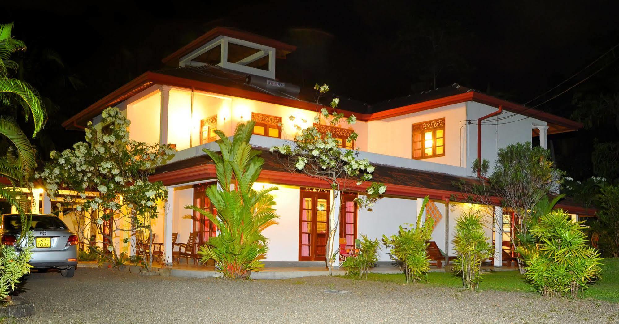 Sakura Villa ベントータ エクステリア 写真